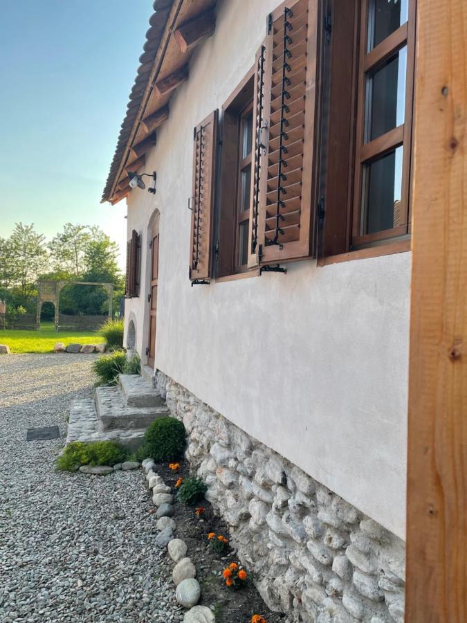 331 Villa Felsőporumbák Kültér fotó